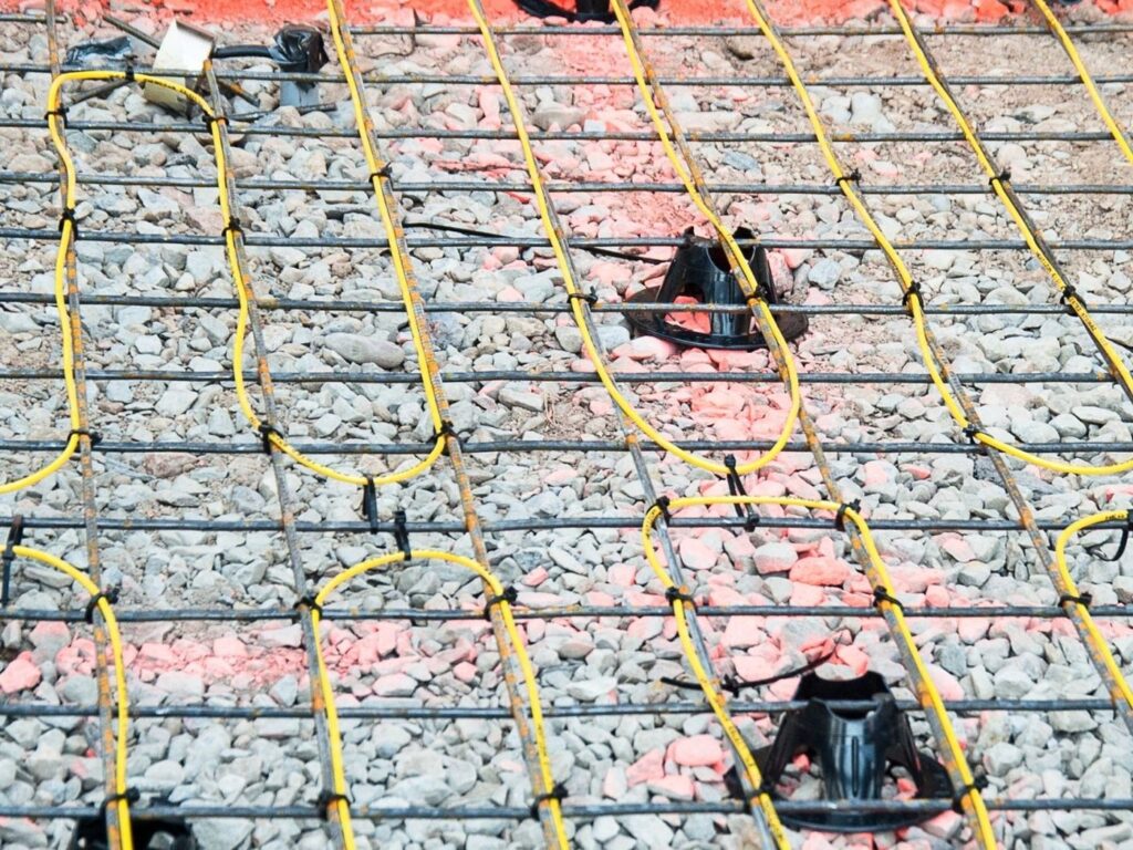 Beton Altı Isıtma: 350 W/m² Serim Kuralları, Pano ve Tüketim