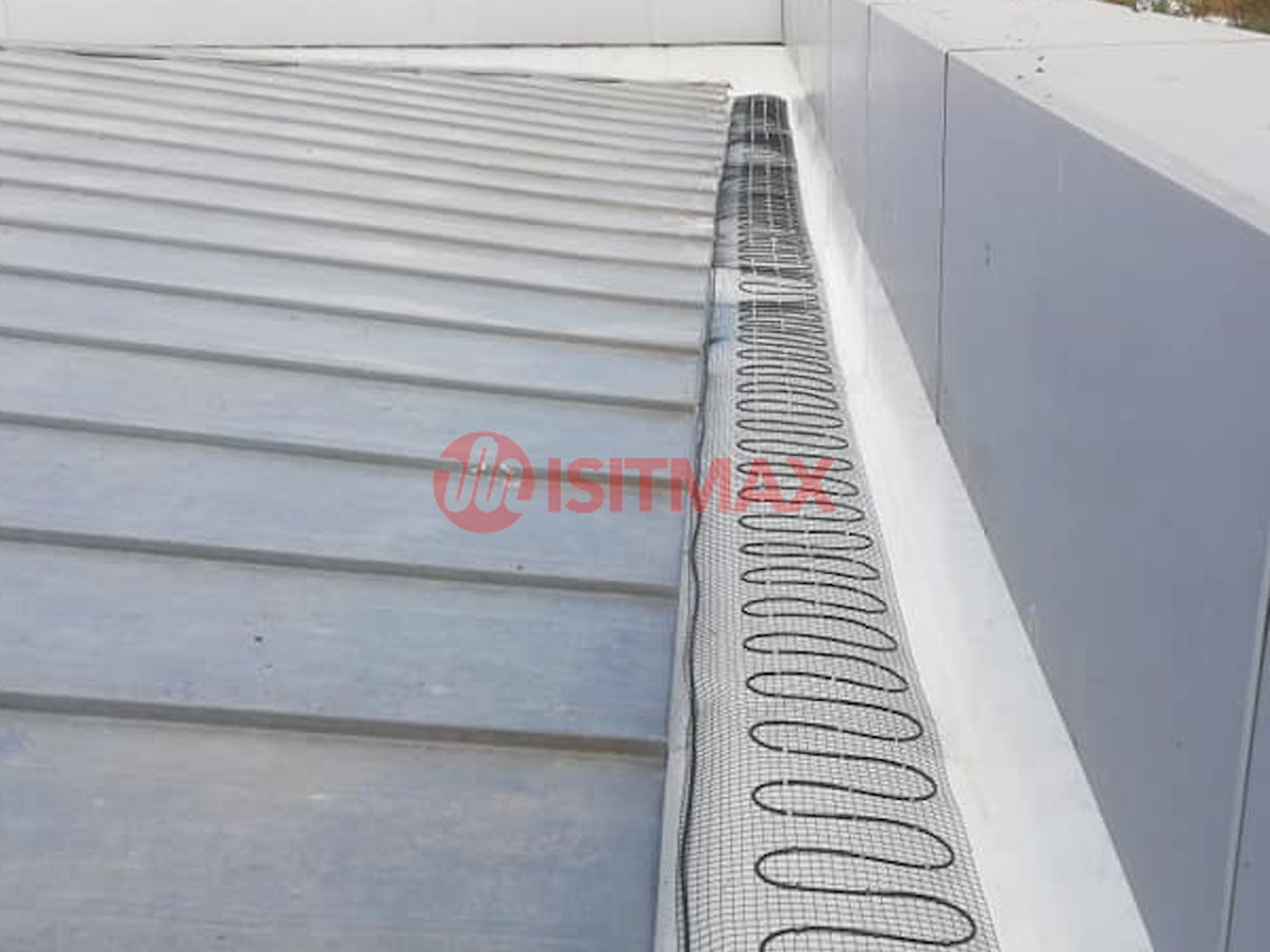 Teras parapet deresinde ısıtma kablosu